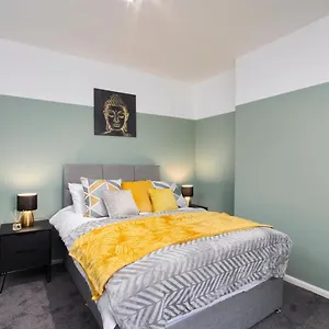 Stunning - Netflix - Parking Apartment Idle